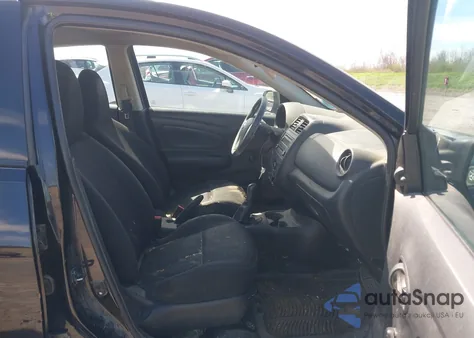 2015 Nissan Versa 1.6 S из США, поврежденный, VIN 3N1CN7AP1FL877338